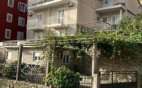 Guest House Garden